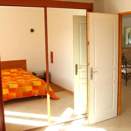 Avec Piscine Hors Sol A 10mn De La בית נופש לצ'י